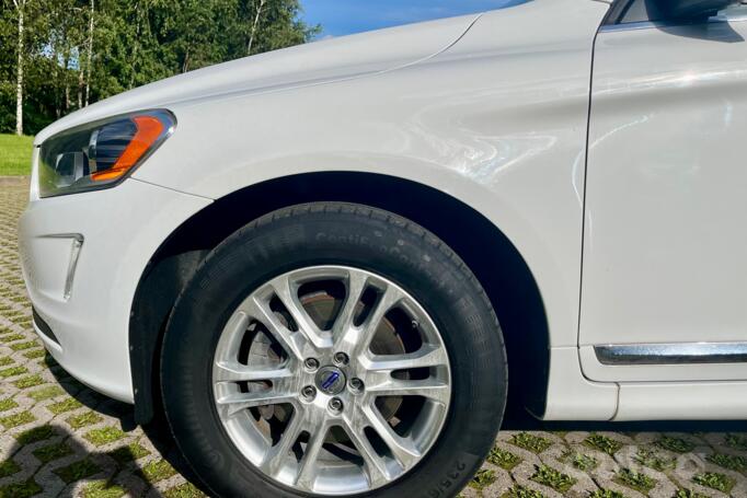 Volvo XC60 1 generation [restyling] Crossover