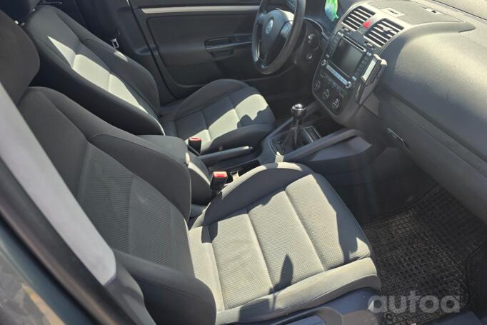 Volkswagen Golf 5 generation Hatchback 5-doors