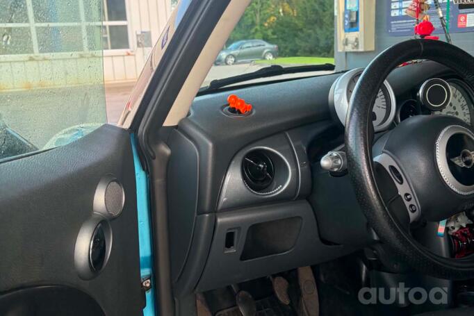 Mini One R50 Hatchback
