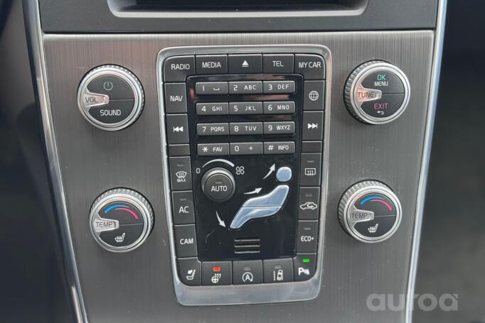 Volvo V60 Cross Country 1 generation wagon 5-doors