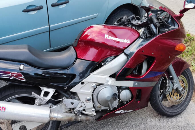 Kawasaki ZZR