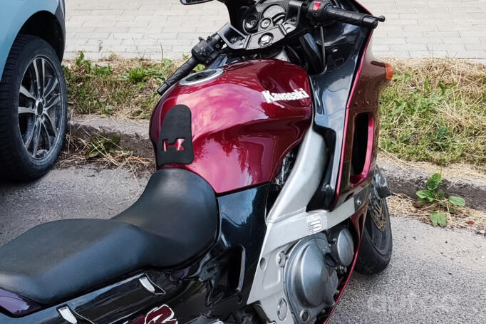 Kawasaki ZZR