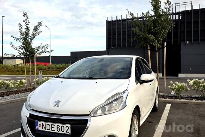 Peugeot 208 1 generation [restyling]