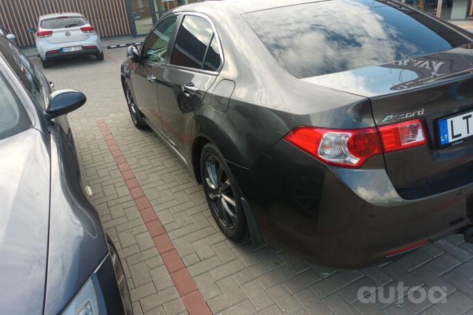 Honda Accord 8 generation [restyling] Sedan 4-doors