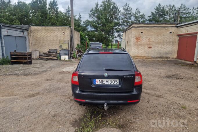 Skoda Octavia 2 generation [restyling] Combi wagon 5-doors