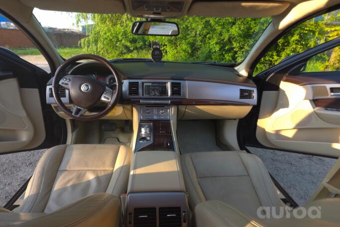 Jaguar XF X250 Sedan 4-doors