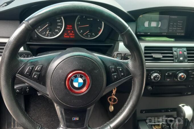 BMW 530 2006