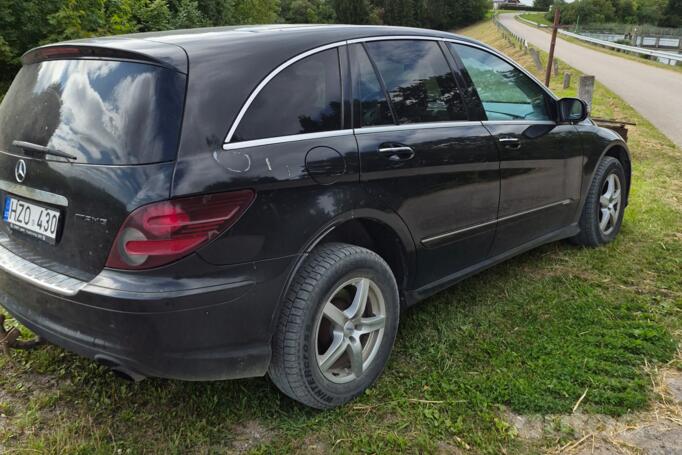 Mercedes-Benz R-Class W251 Minivan