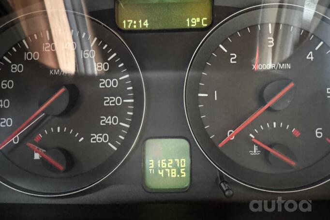 Volvo V50 1 generation [restyling]