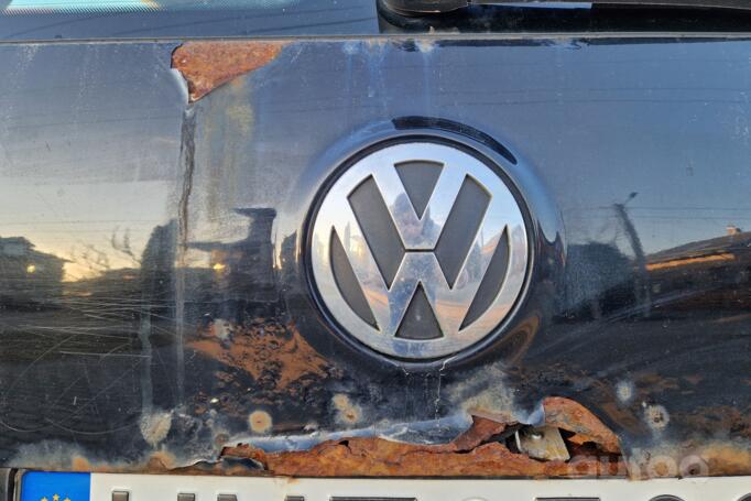 Volkswagen Passat B6 wagon 5-doors