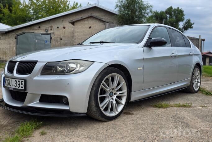 BMW 330 2010