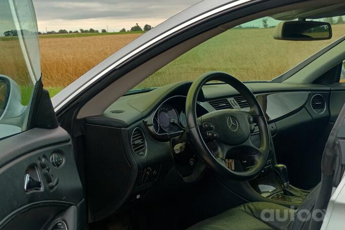 Mercedes-Benz CLS-Class C219 Sedan