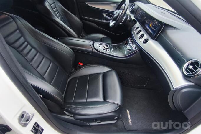 Mercedes-Benz E-Class E 220 wagon