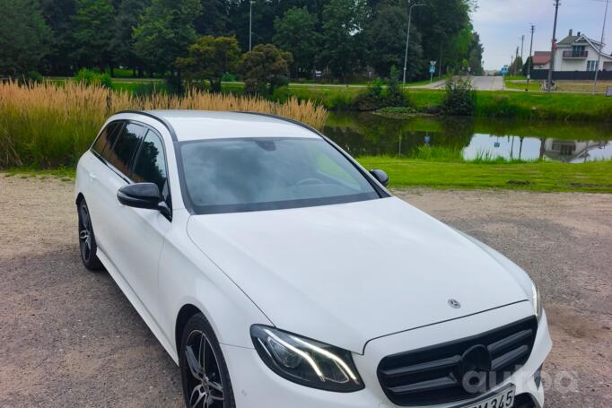 Mercedes-Benz E-Class E 220 wagon