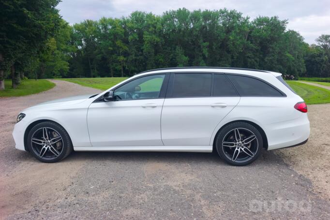 Mercedes-Benz E-Class E 220 wagon
