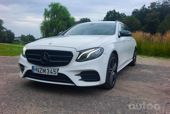 Mercedes-Benz E-Class E 220 wagon