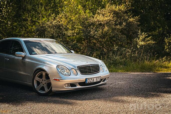 Mercedes-Benz E-Class W211 Sedan