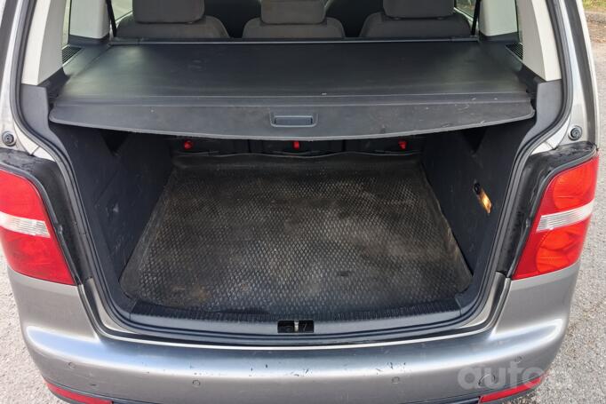 Volkswagen Touran 1 generation [restyling] Minivan 5-doors