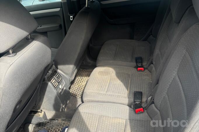 Volkswagen Touran 1 generation Minivan