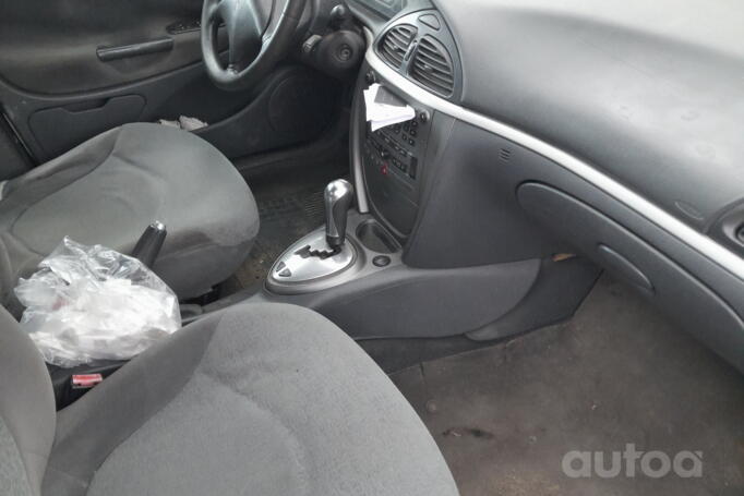 Citroen C5 1 generation [restyling] Liftback