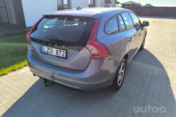Volvo V60 1 generation [restyling] wagon 5-doors