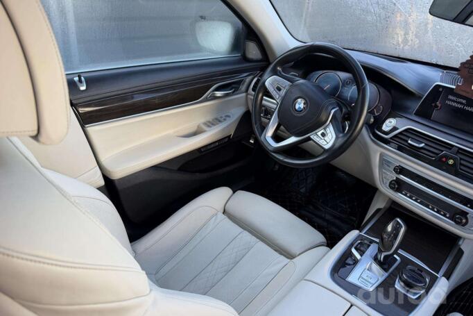 BMW 7 Series F01/F02 Sedan