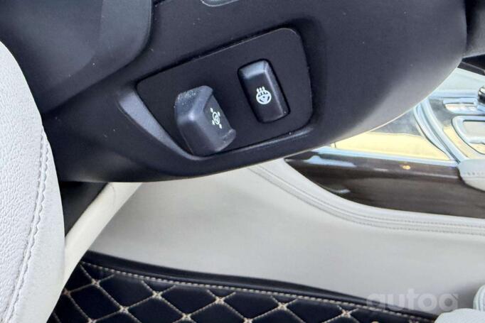 BMW 7 Series F01/F02 Sedan