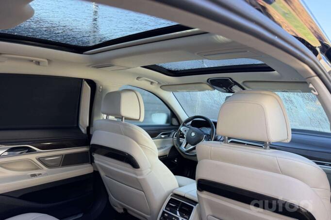 BMW 7 Series F01/F02 Sedan