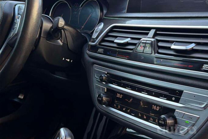 BMW 7 Series F01/F02 [restyling] Sedan