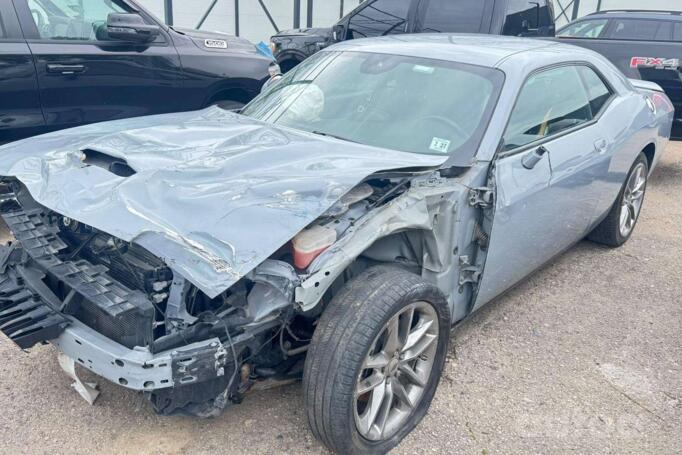 Dodge Challenger 3 generation [2th restyling] Coupe