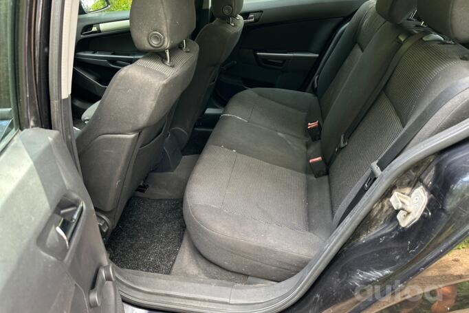 Opel Astra H Hatchback