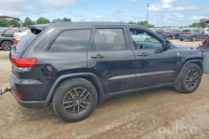 Jeep Grand Cherokee WK2 [restyling] SUV 5-doors