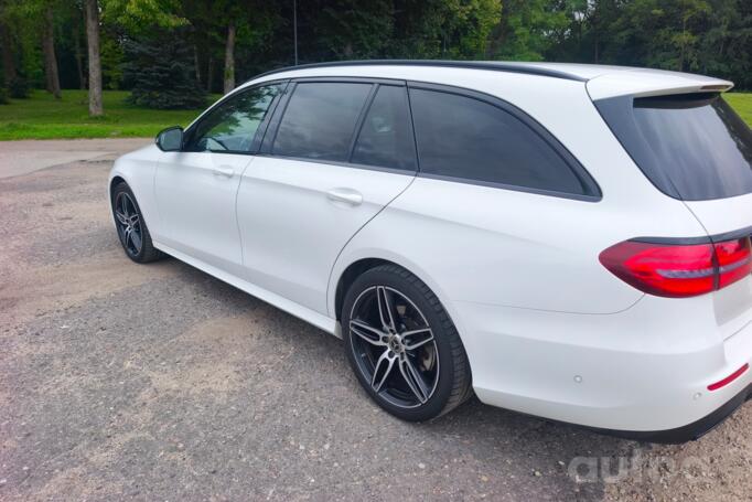 Mercedes-Benz E-Class E 220 wagon