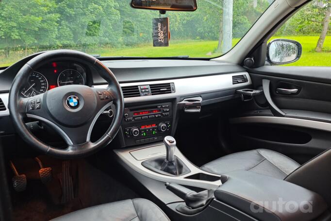 BMW 320 2013