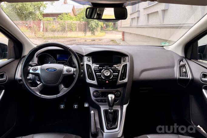 Ford Focus 3 generation Hatchback 5-doors