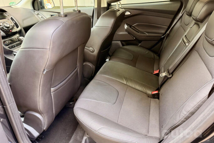 Ford Focus 3 generation Hatchback 5-doors