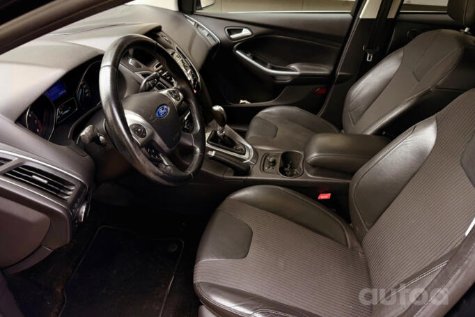 Ford Focus 3 generation Hatchback 5-doors