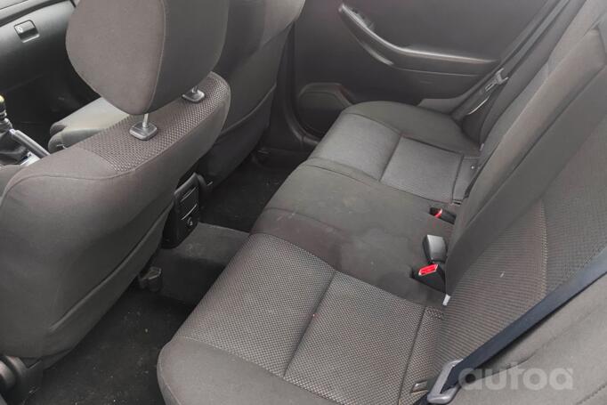 Toyota Avensis 2 generation Sedan