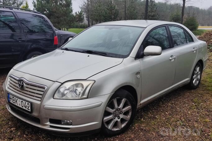 Toyota Avensis 2 generation Sedan