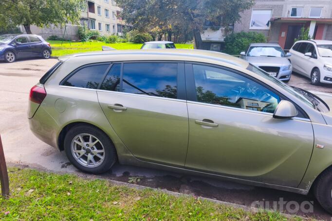 Opel Insignia A [restyling] Sports Tourer wagon 5-doors