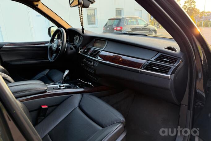 BMW X5 E70 Crossover