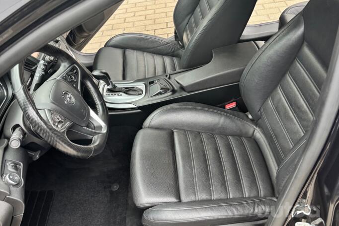 Opel Insignia A [restyling] OPC Sports Tourer wagon 5-doors