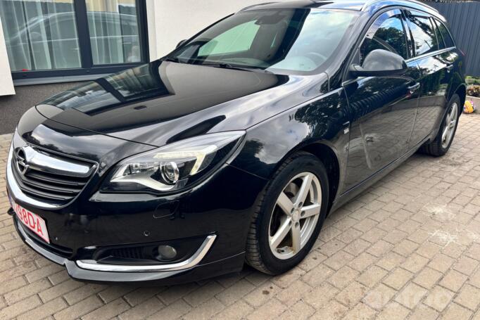 Opel Insignia A [restyling] OPC Sports Tourer wagon 5-doors