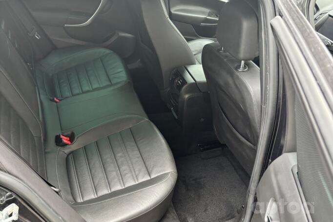Opel Insignia A [restyling] OPC Sports Tourer wagon 5-doors