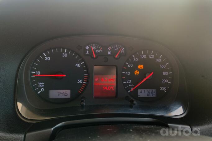 Volkswagen Golf 4 generation wagon