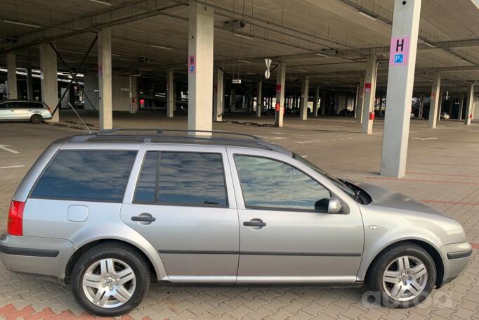 Volkswagen Golf 4 generation wagon