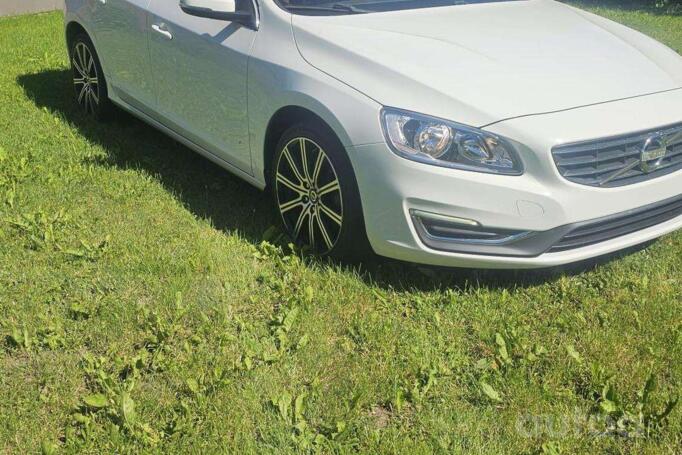 Volvo S60 2 generation [restyling] Sedan 4-doors