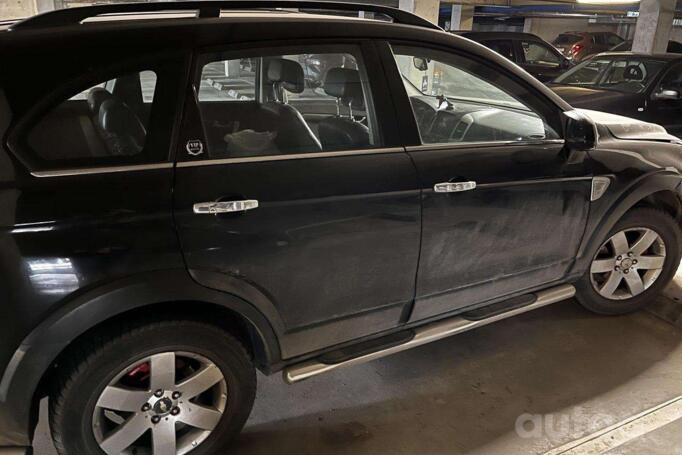 Chevrolet Captiva 1 generation Crossover