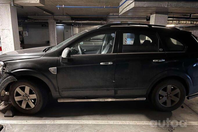 Chevrolet Captiva 1 generation Crossover