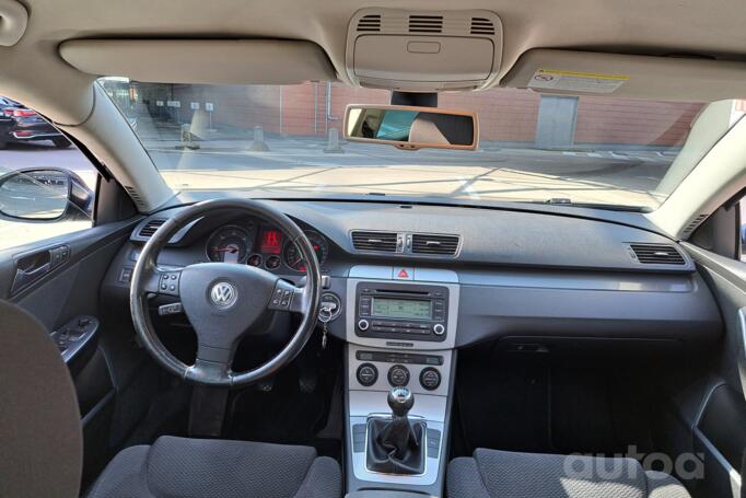 Volkswagen Passat B6 wagon 5-doors